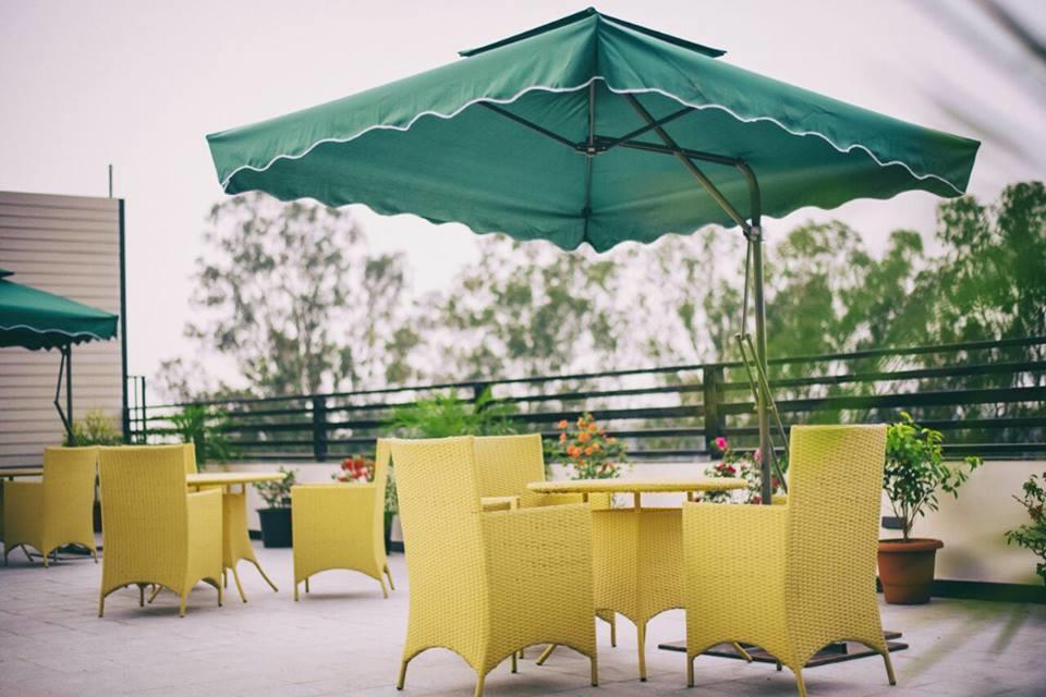 Prism A Boutique Hotel Jorhāt 외부 사진