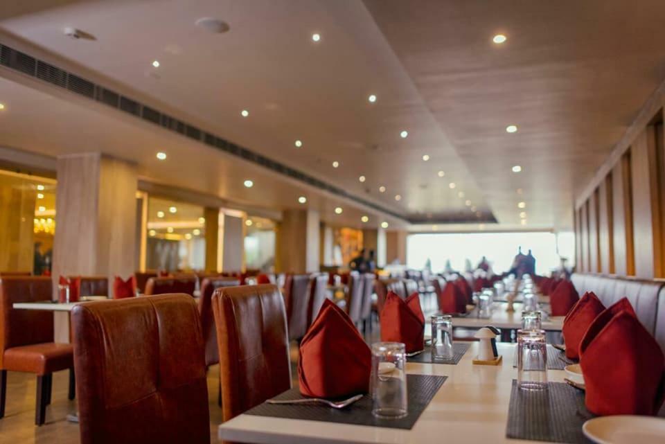 Prism A Boutique Hotel Jorhāt 외부 사진